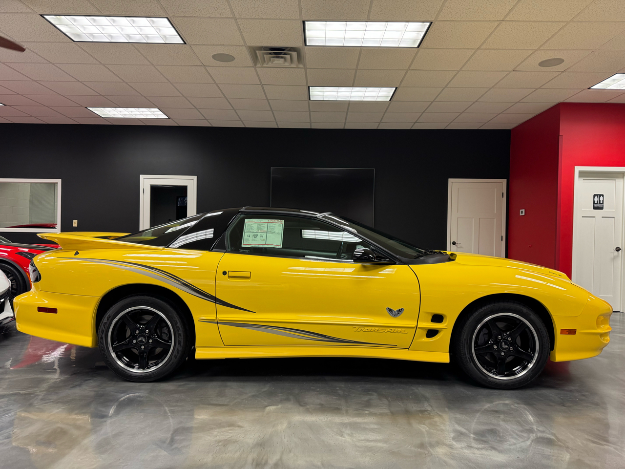 Pontiac Firebird  2002