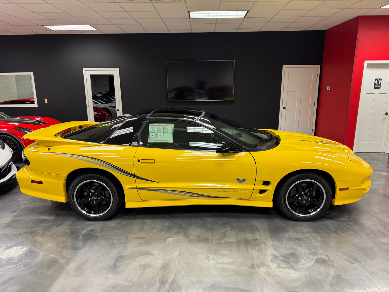 Pontiac Firebird  2002