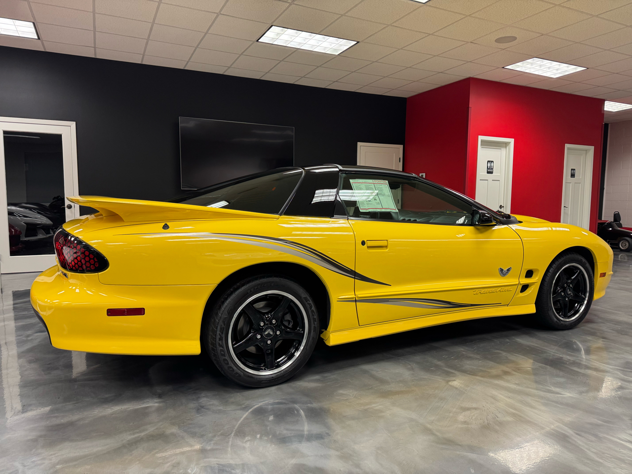 Pontiac Firebird  2002