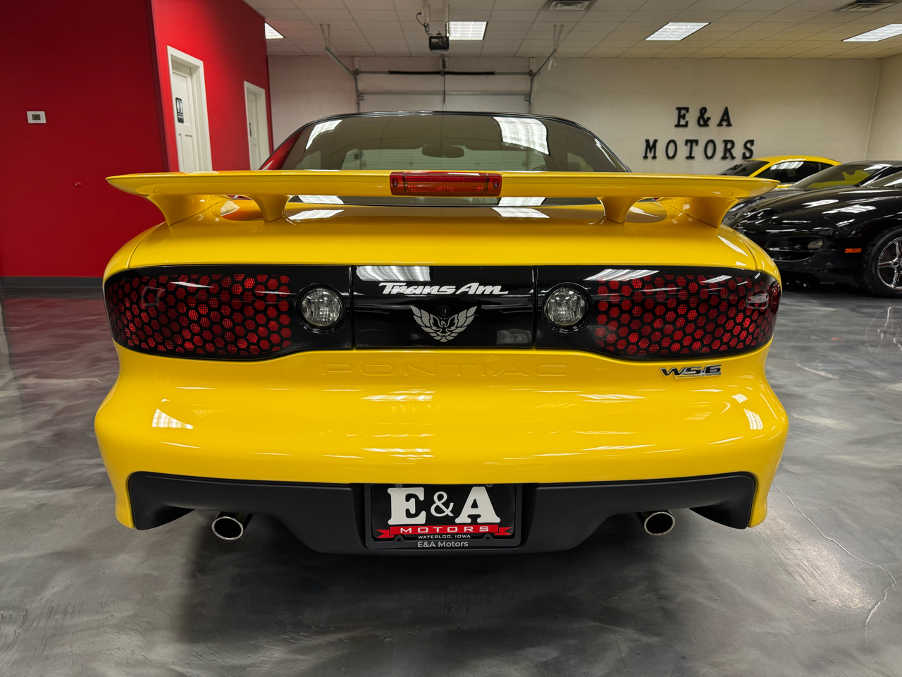 Pontiac Firebird  2002