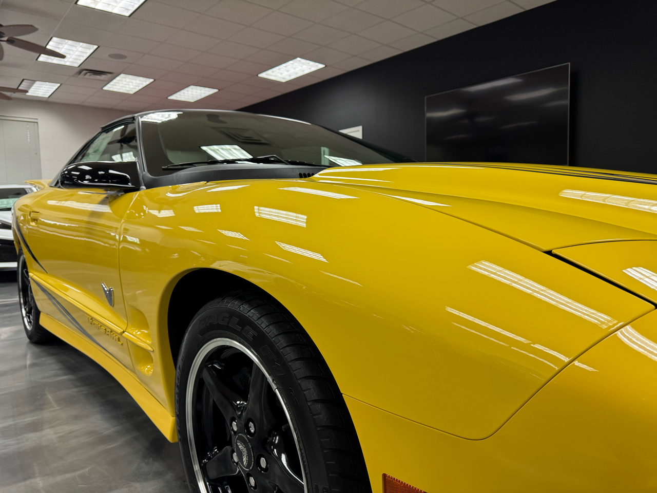 Pontiac Firebird  2002