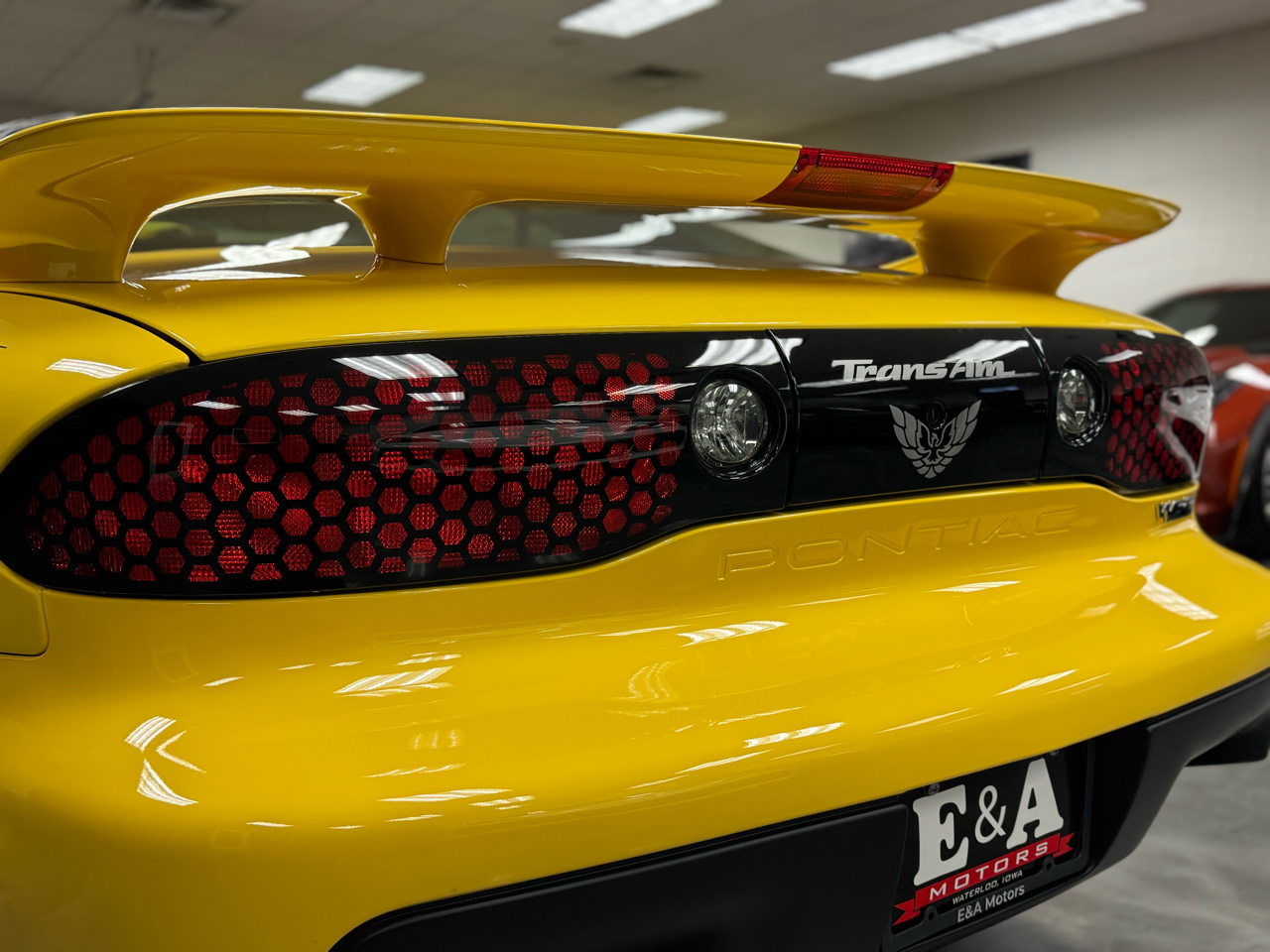 Pontiac Firebird  2002