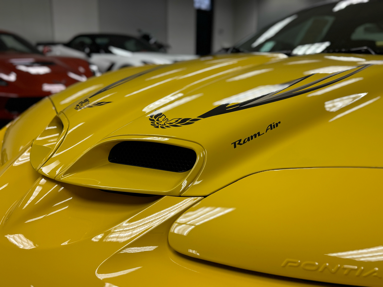 Pontiac Firebird  2002