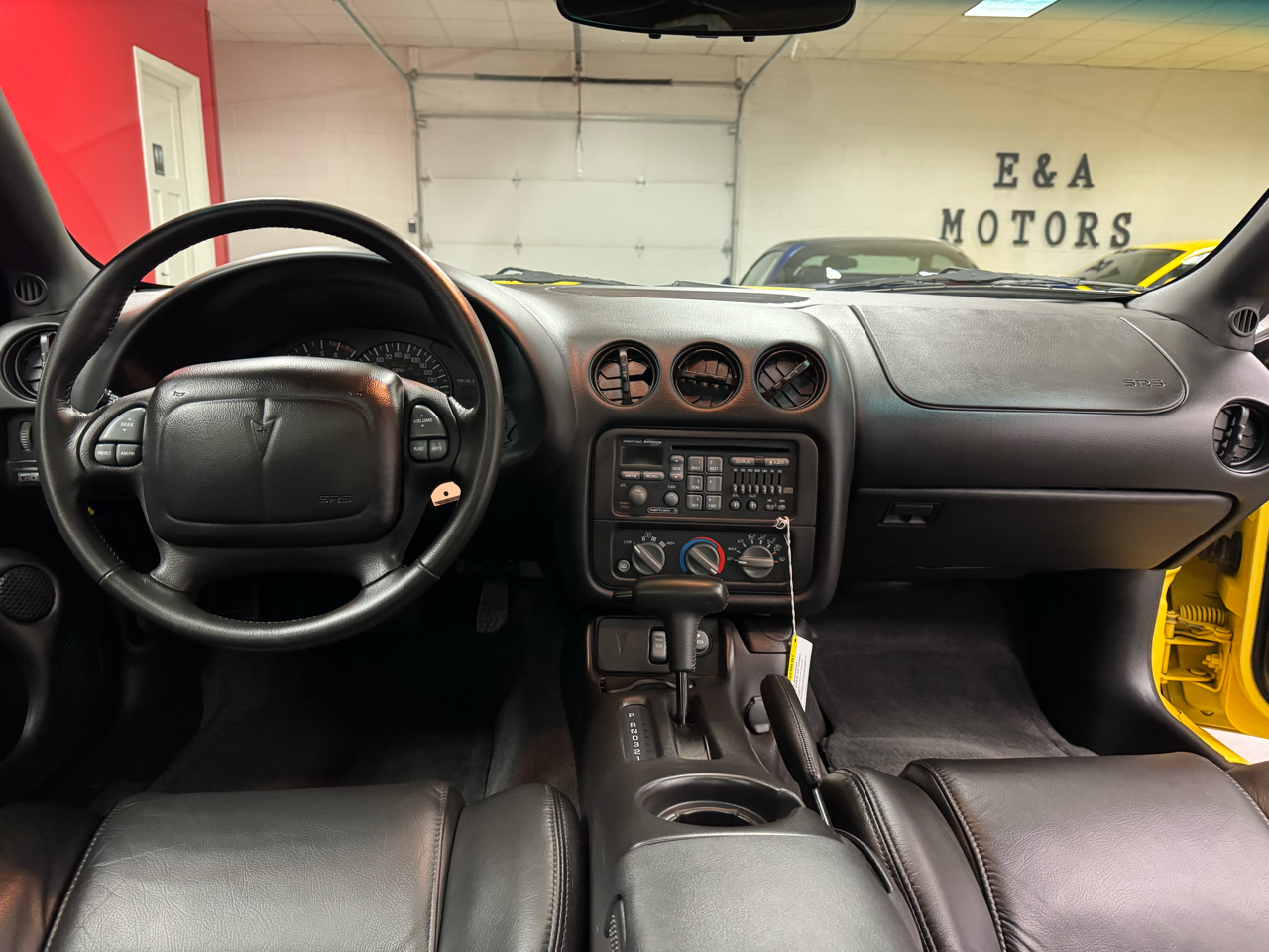 Pontiac Firebird  2002