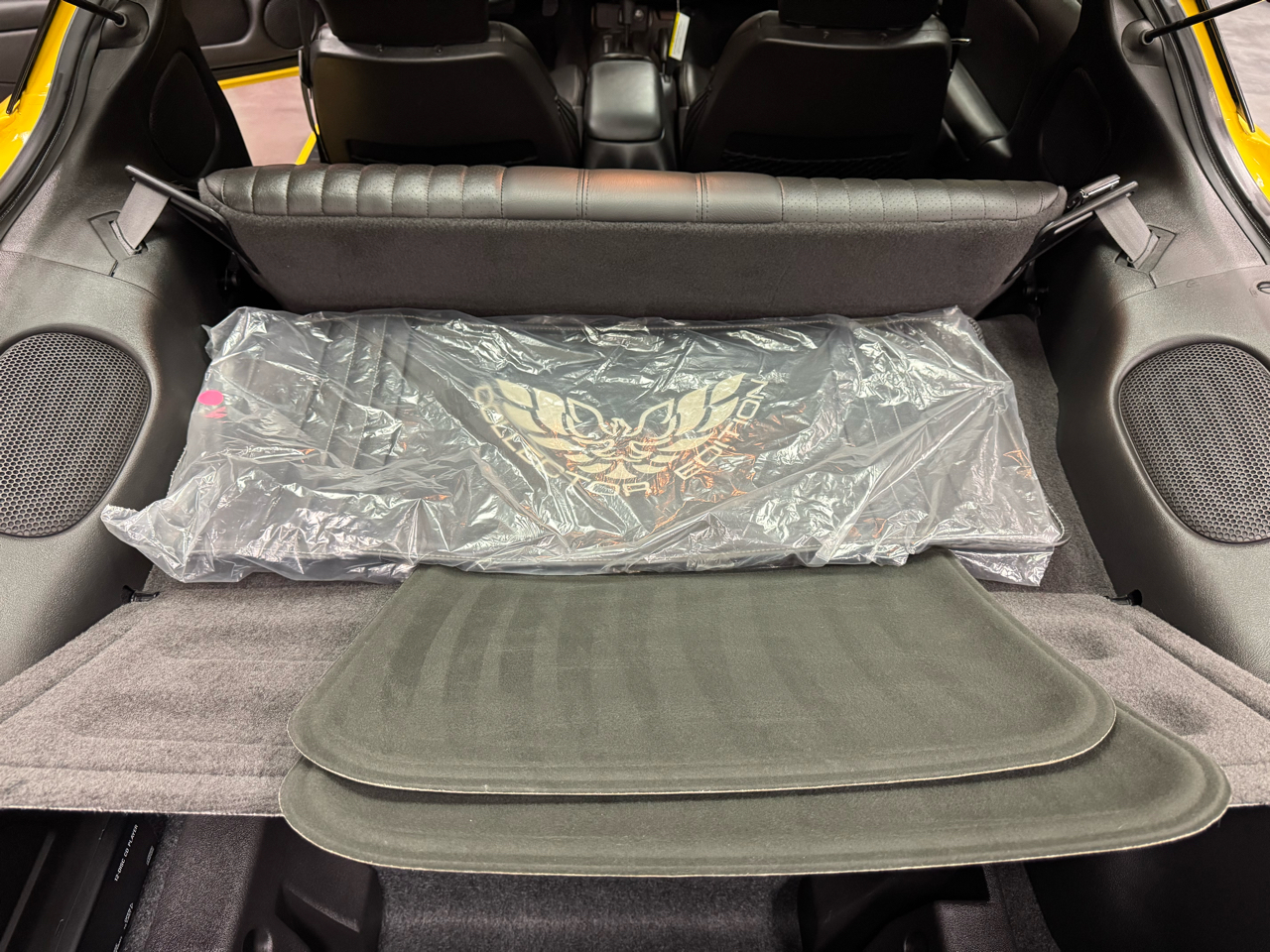 Pontiac Firebird  2002