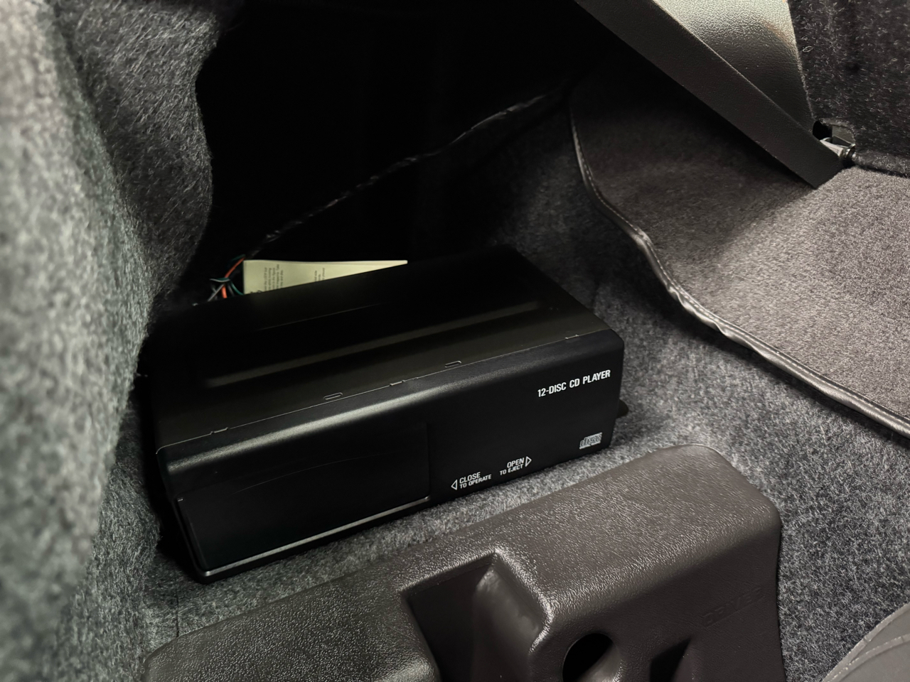 Pontiac Firebird  2002