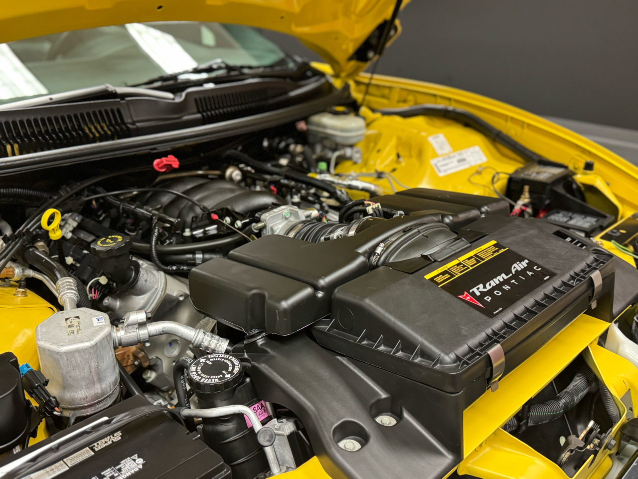 Pontiac Firebird  2002