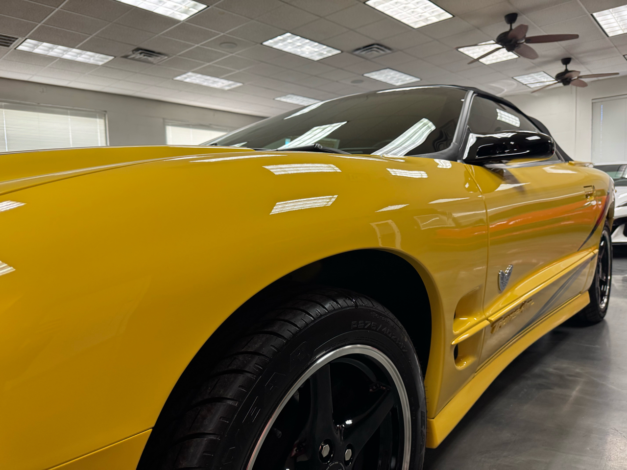 Pontiac Firebird Trans Am  2002