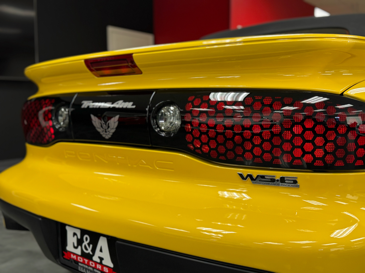 Pontiac Firebird Trans Am  2002