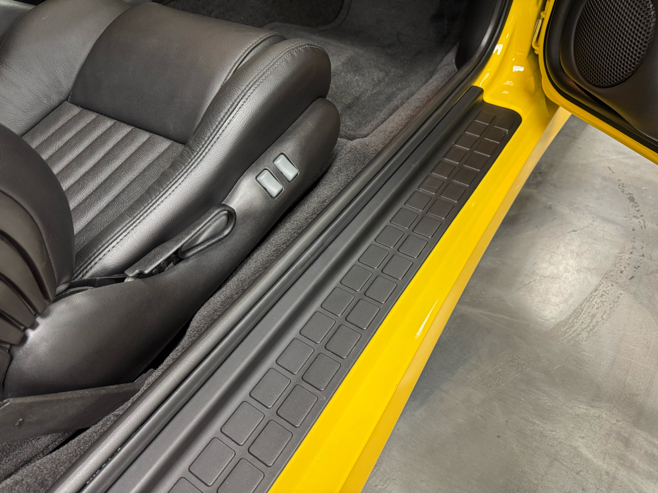 Pontiac Firebird Trans Am  2002