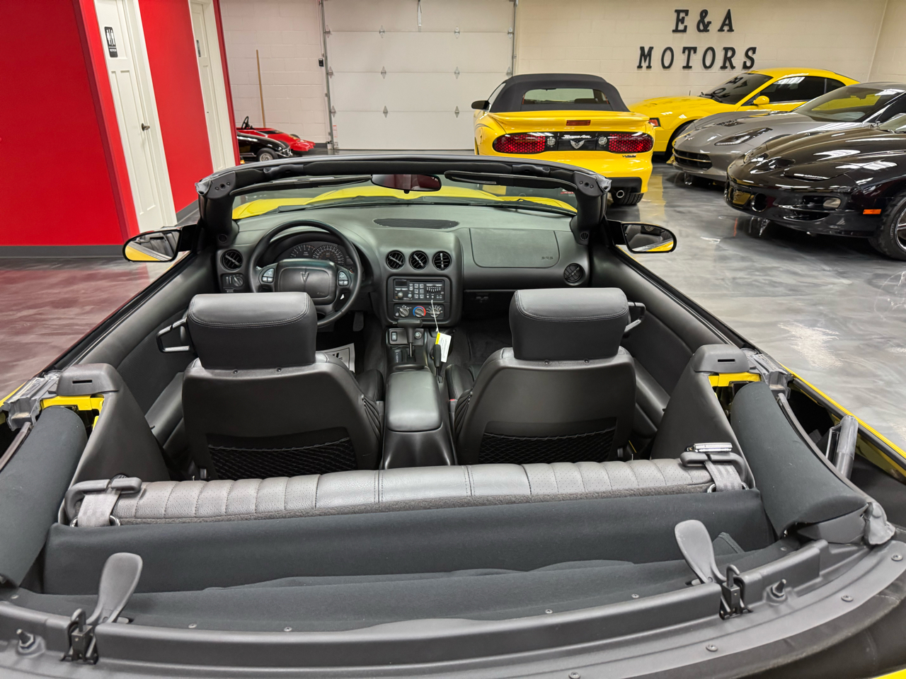 Pontiac Firebird Trans Am  2002