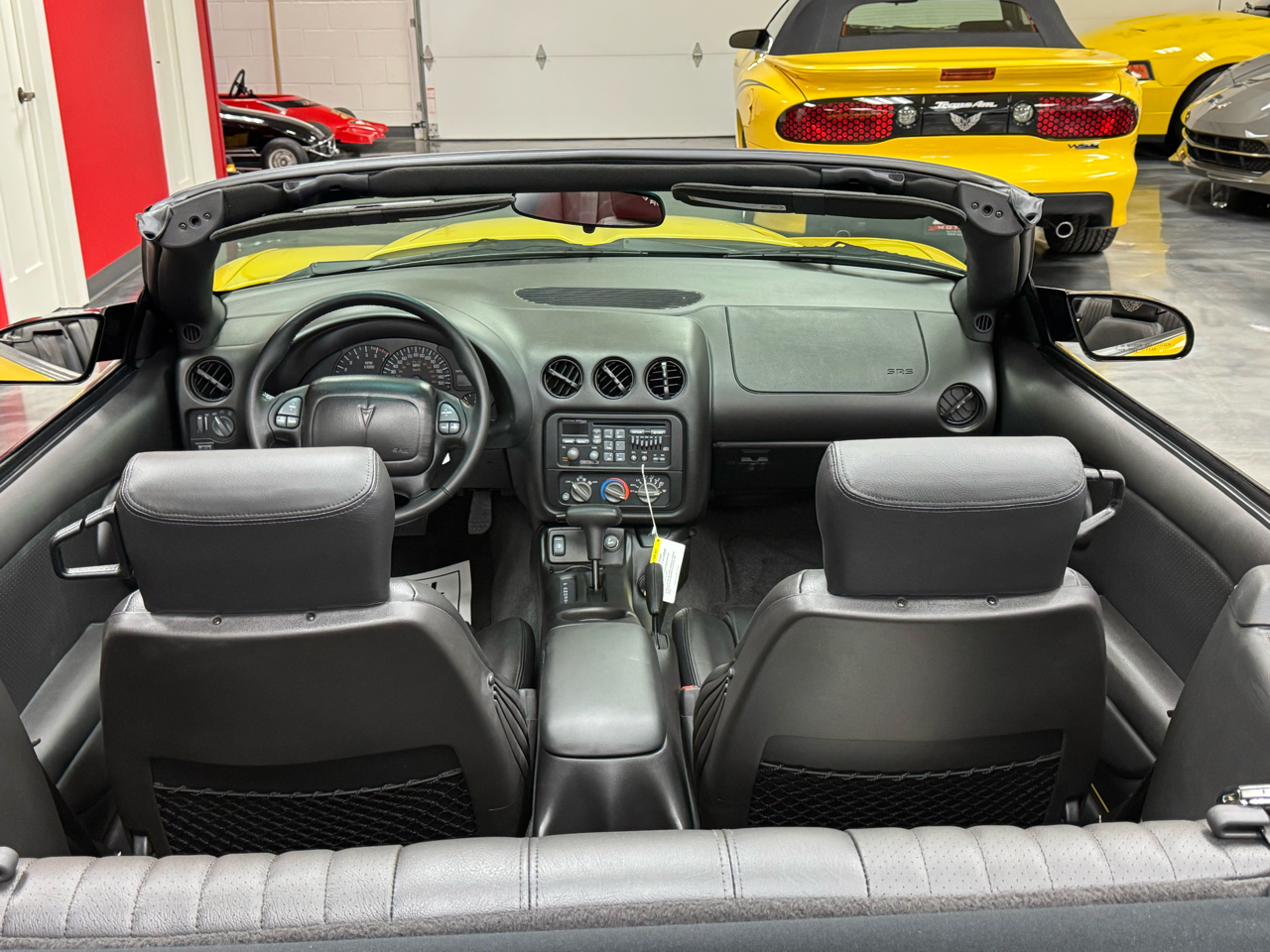 Pontiac Firebird Trans Am  2002