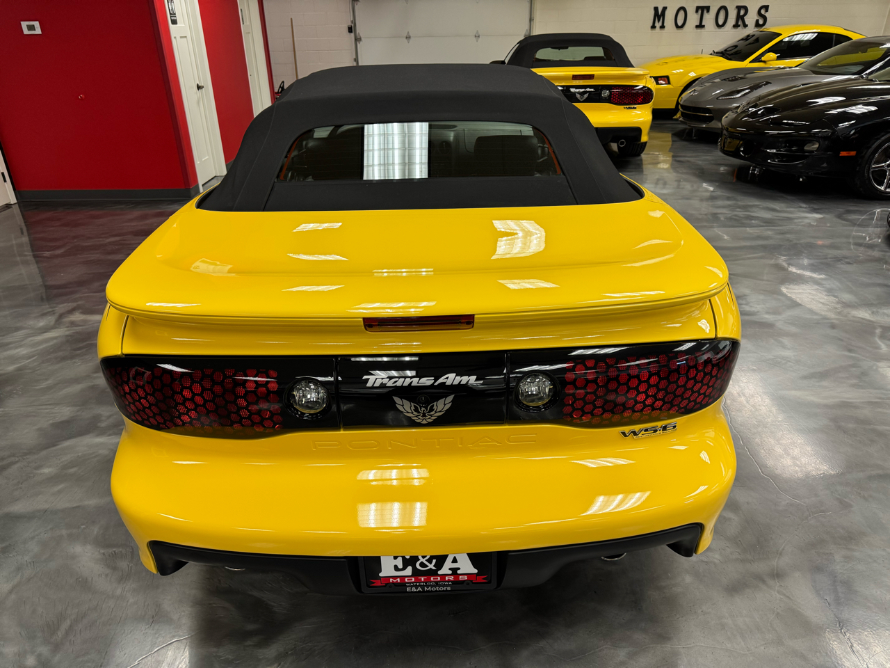 Pontiac Firebird Trans Am  2002