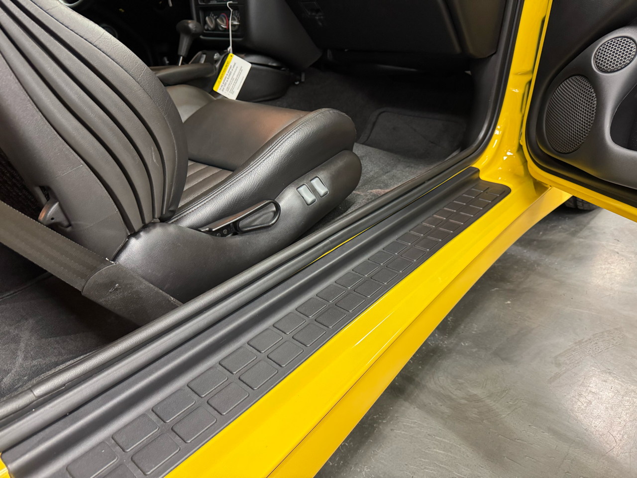 Pontiac Firebird Trans Am  2002