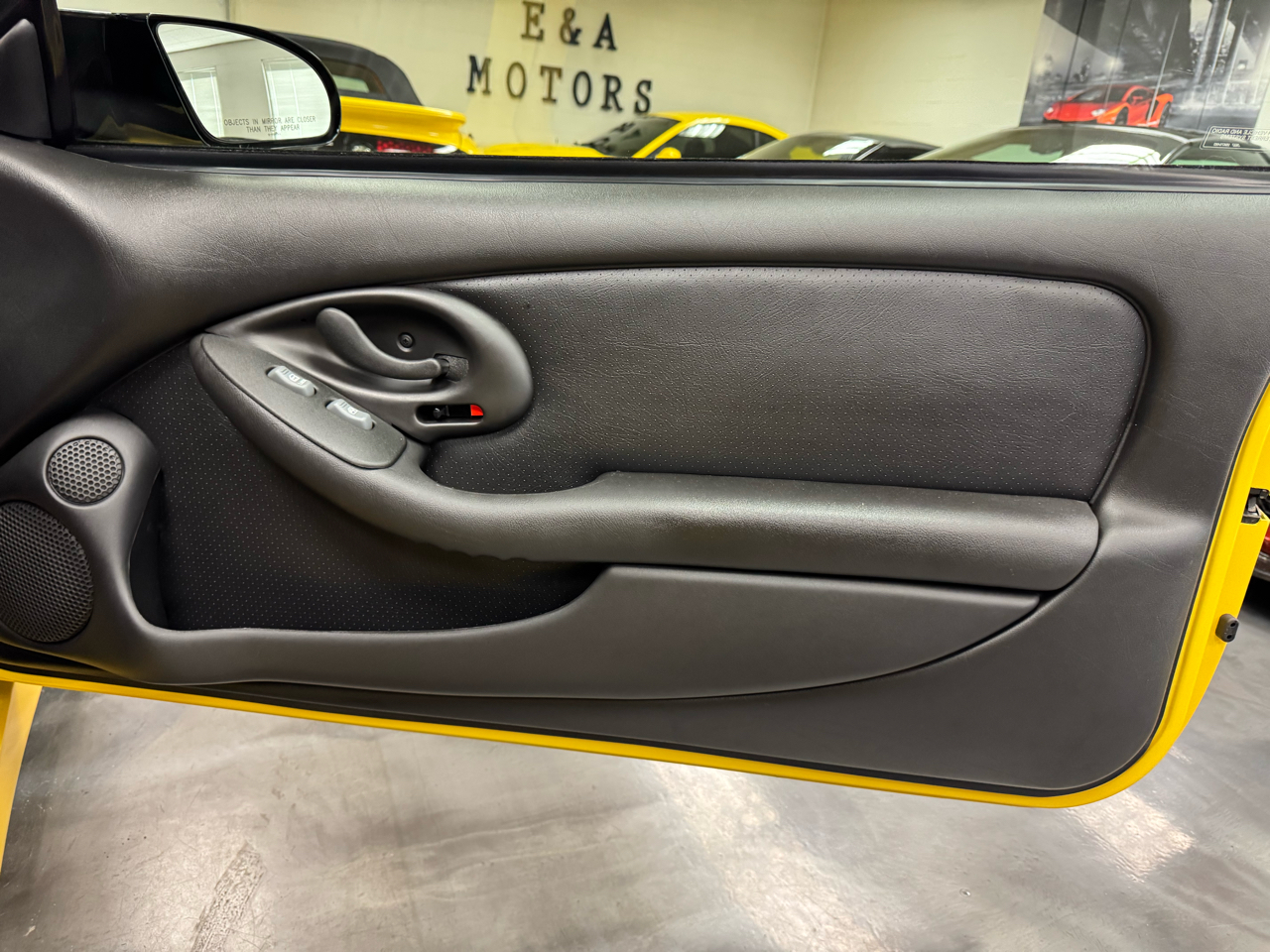 Pontiac Firebird Trans Am  2002