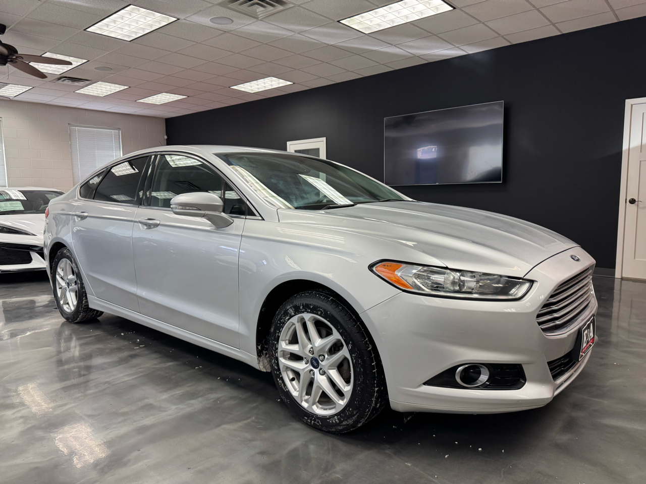 Ford Fusion Titanium FWD 2014