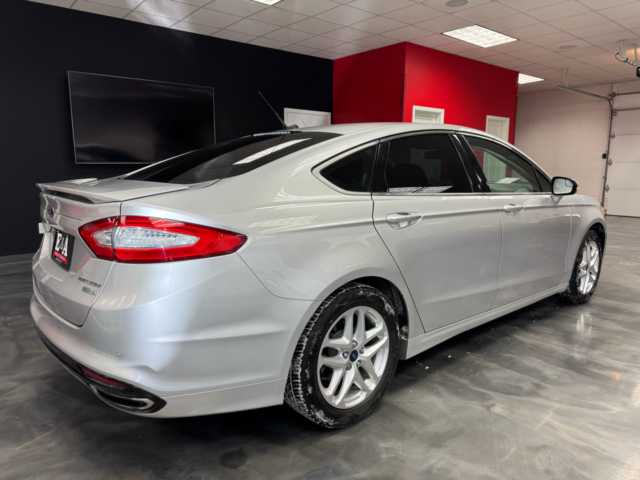 Ford Fusion Titanium FWD 2014