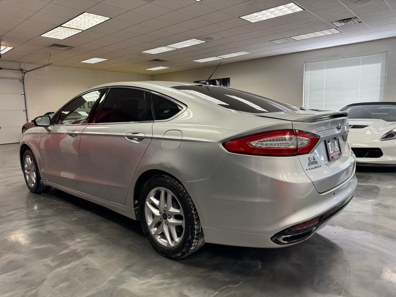 Ford Fusion Titanium FWD 2014