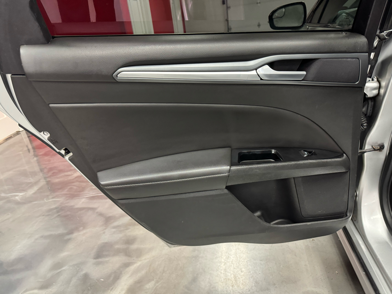 Ford Fusion Titanium FWD 2014