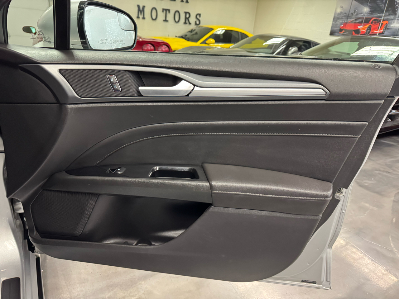 Ford Fusion Titanium FWD 2014