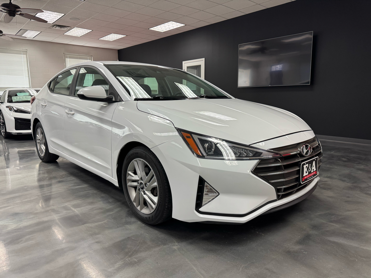 Hyundai Elantra SEL 2020