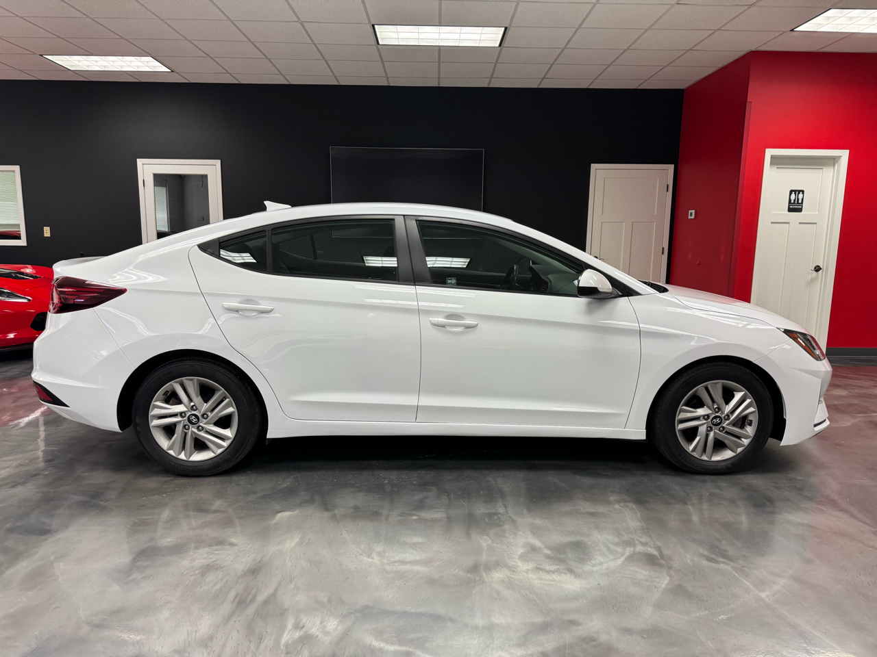 Hyundai Elantra SEL 2020