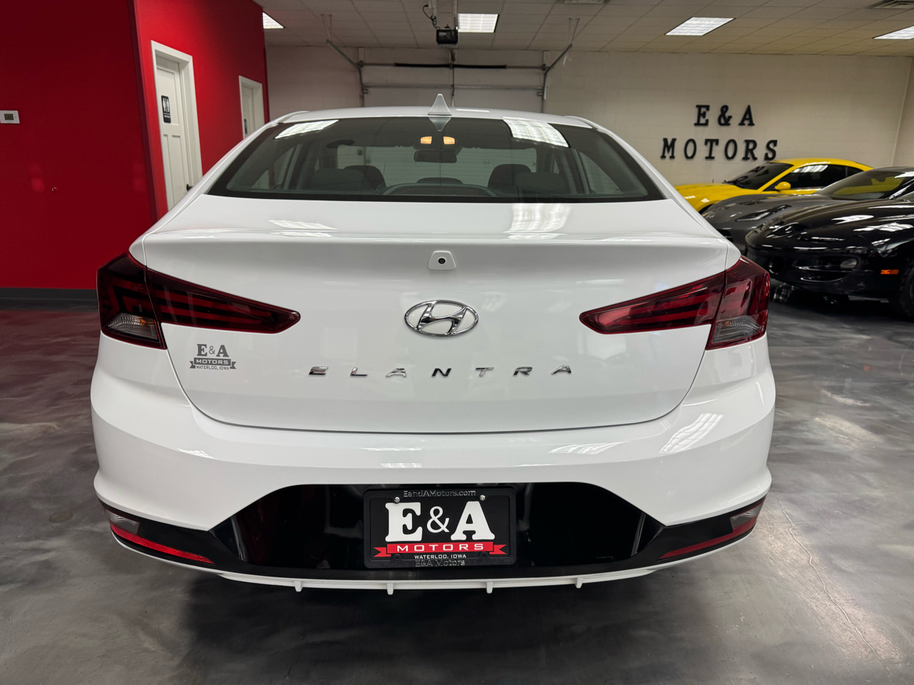 Hyundai Elantra SEL 2020