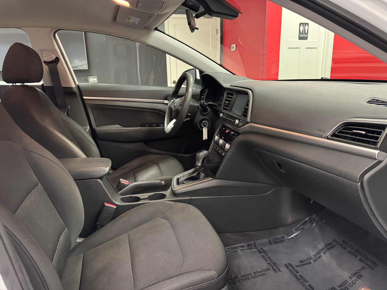 Hyundai Elantra SEL 2020