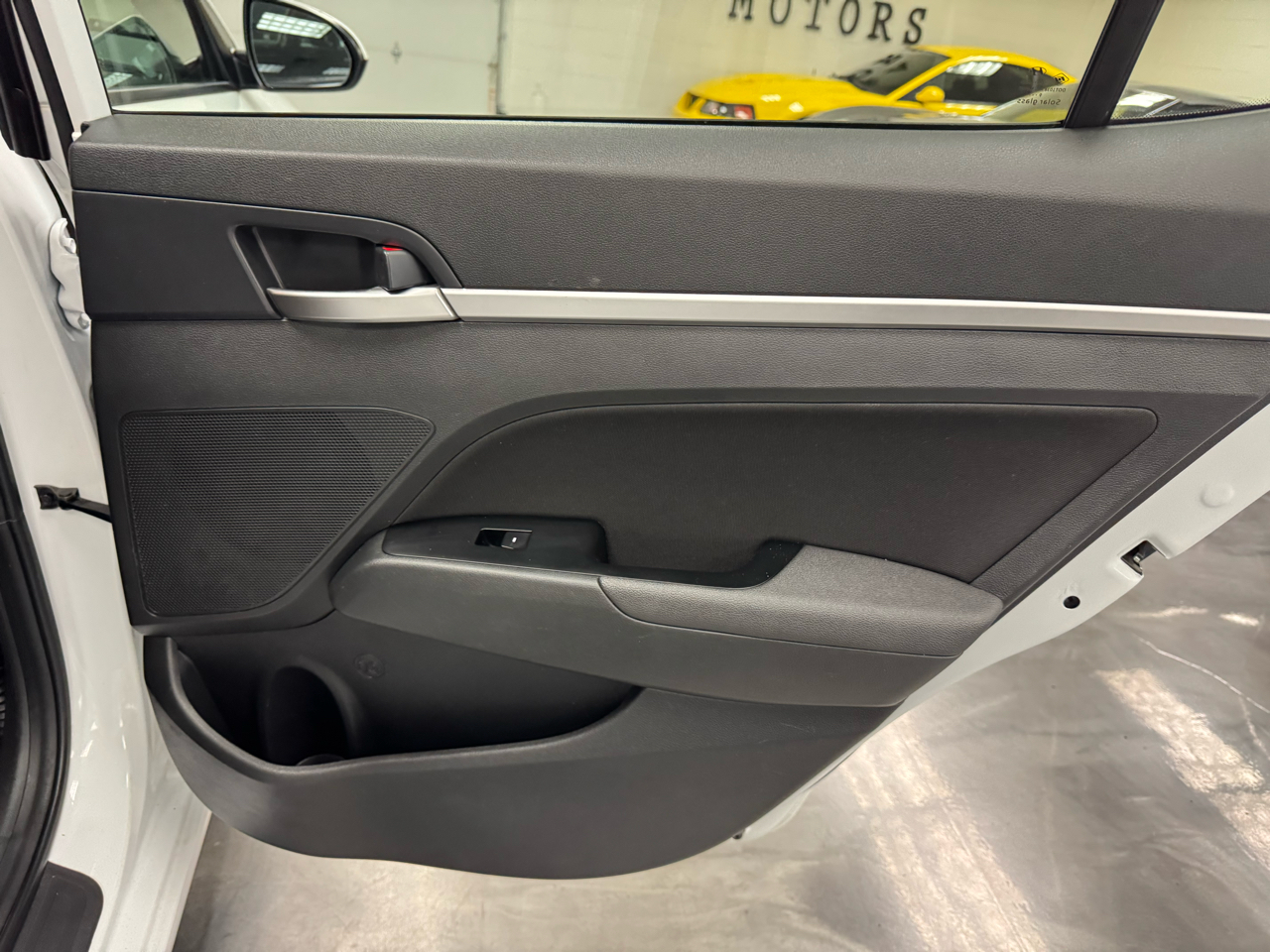 Hyundai Elantra SEL 2020