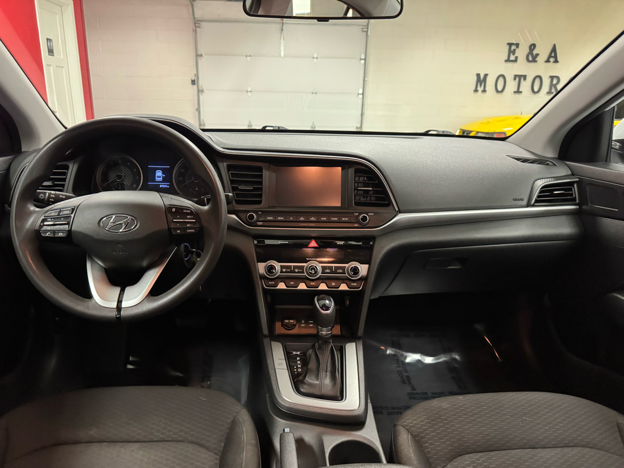 Hyundai Elantra SEL 2020