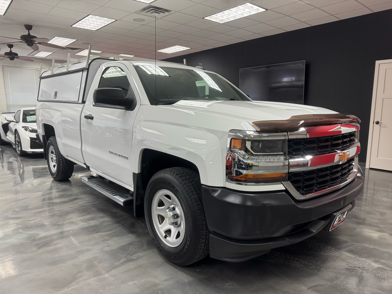 Chevrolet Silverado 1500 2WD Reg Cab 133.0" Work Truck 2017