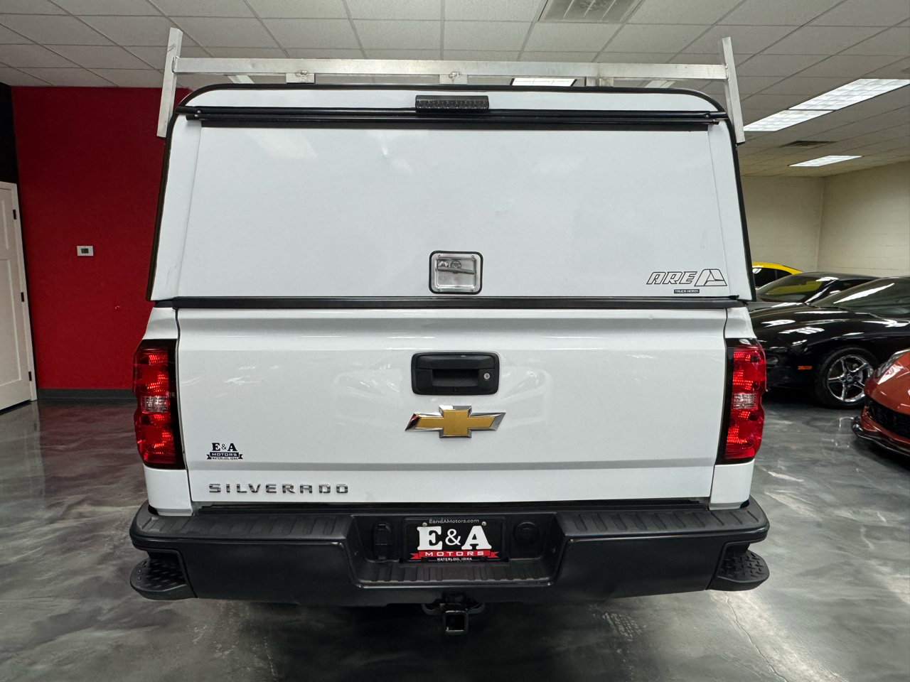 Chevrolet Silverado 1500 2WD Reg Cab 133.0" Work Truck 2017