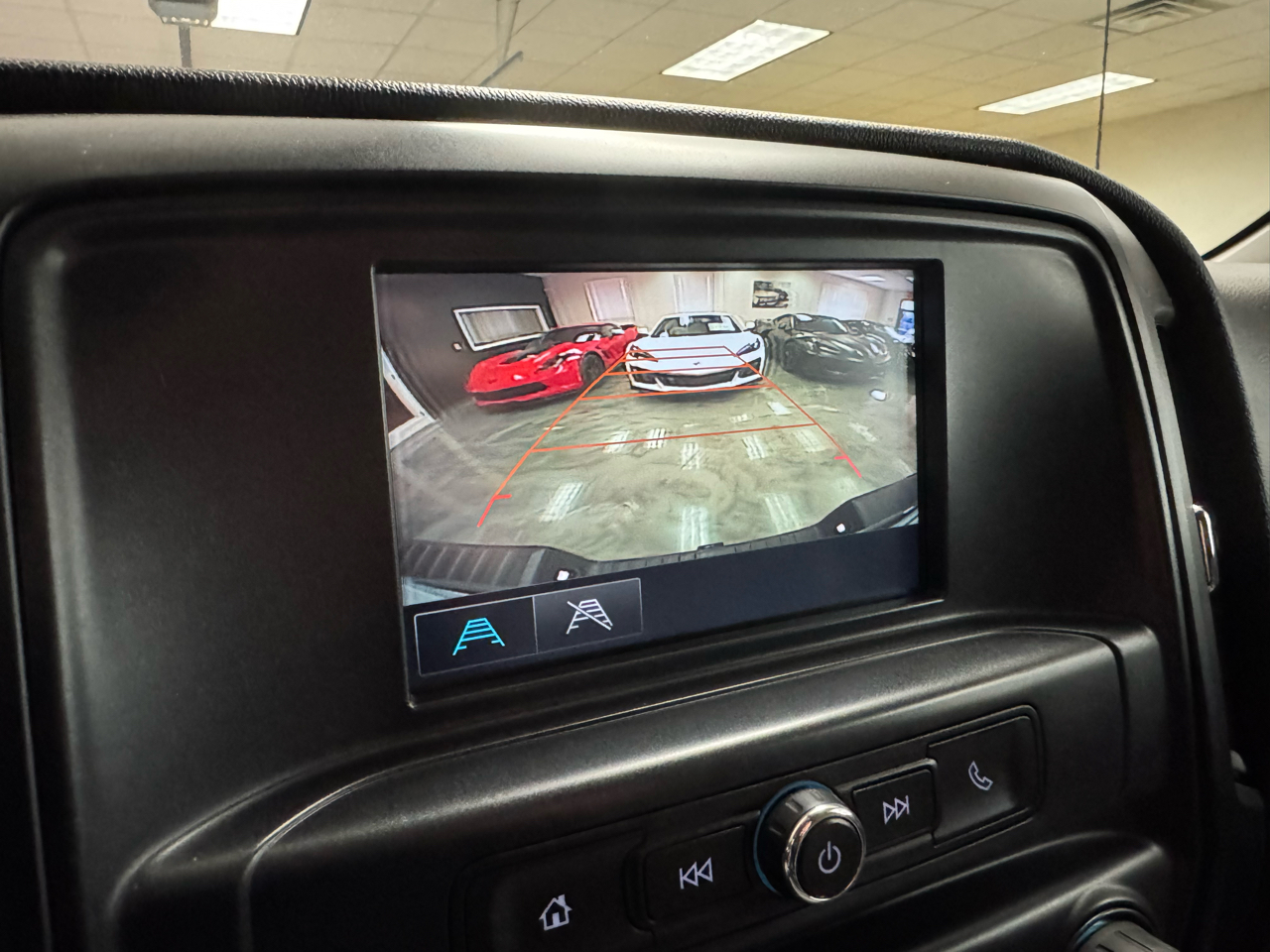 Chevrolet Silverado 1500 2WD Reg Cab 133.0" Work Truck 2017