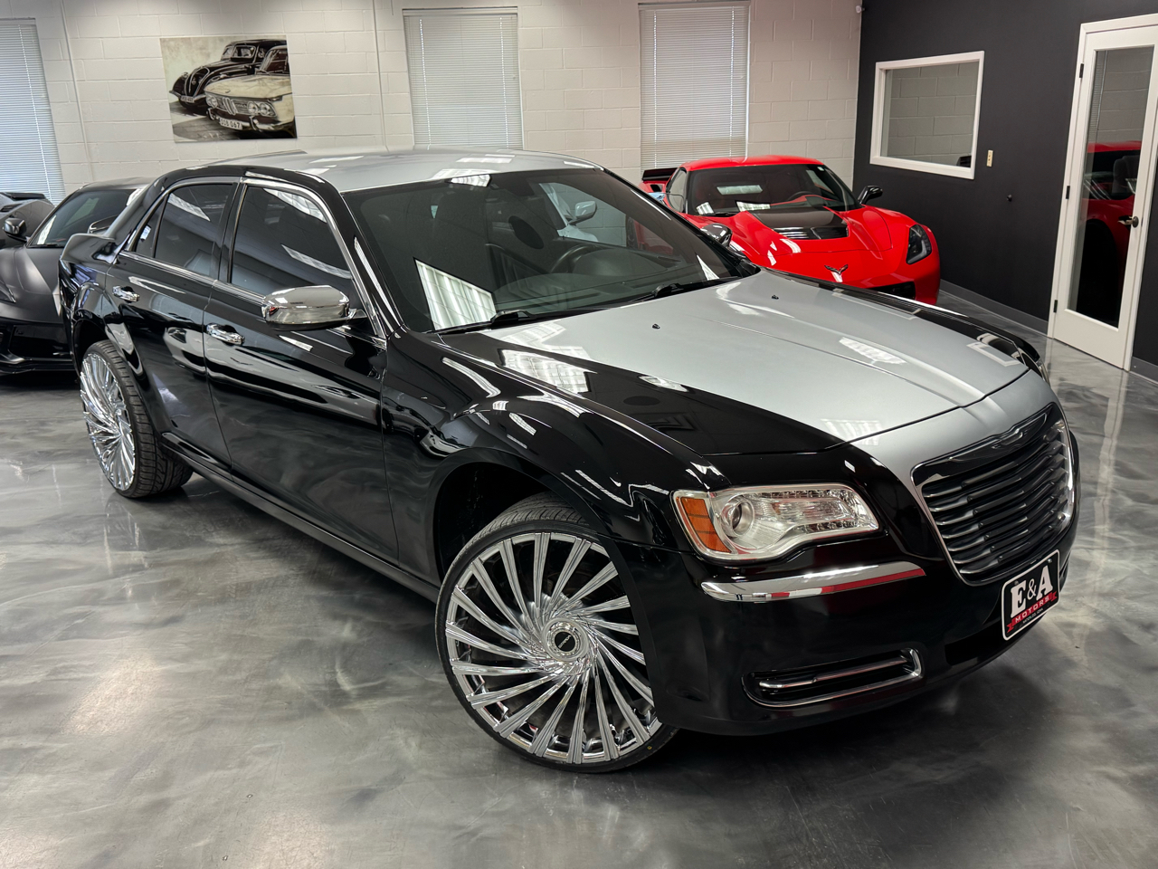 Chrysler 300 4dr Sdn RWD 2014