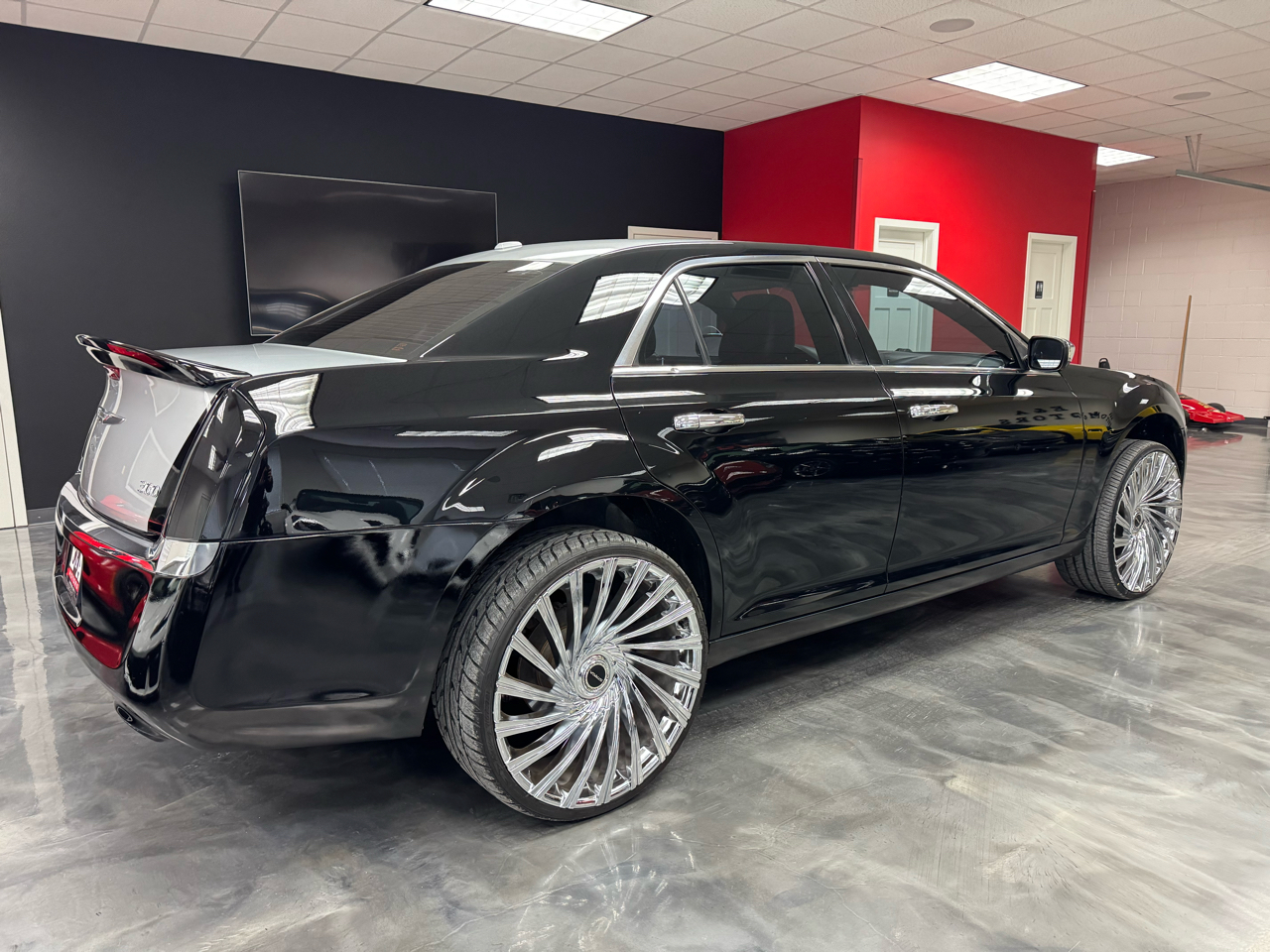 Chrysler 300 4dr Sdn RWD 2014