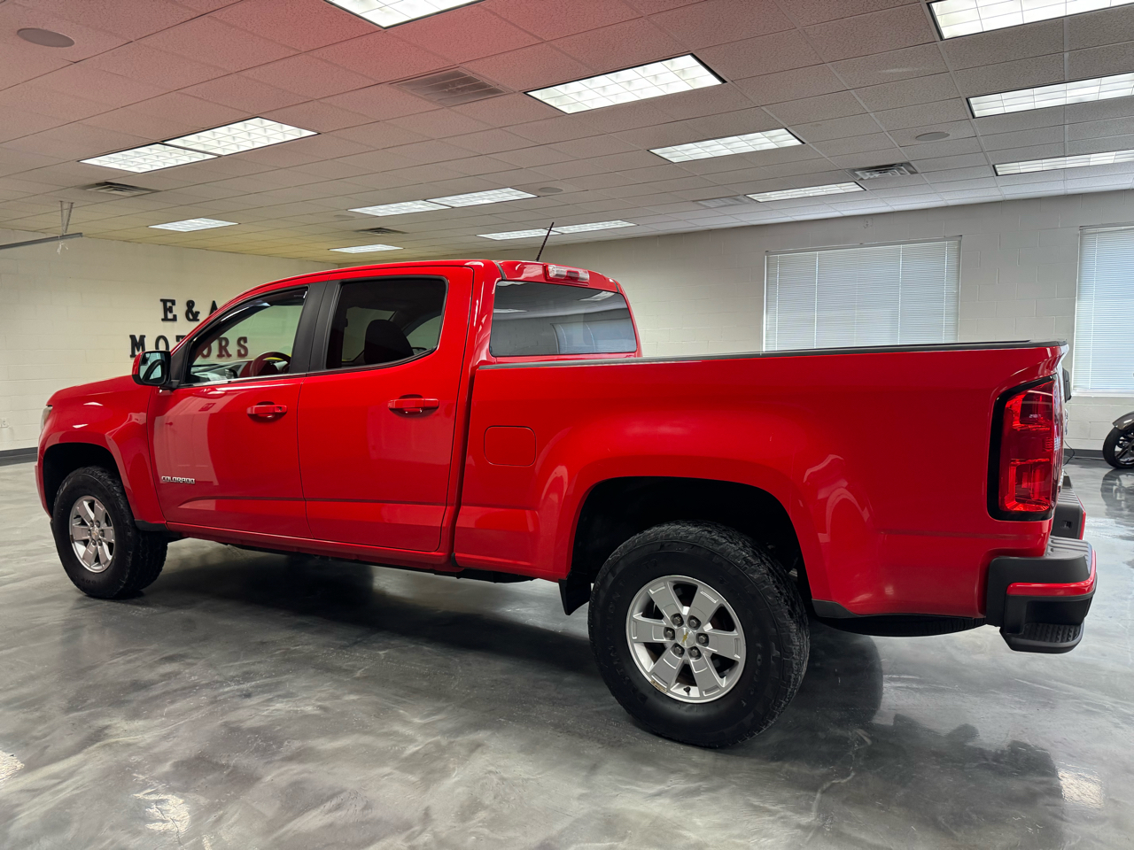 Chevrolet Colorado 2WD Crew Cab 140.5" WT 2017