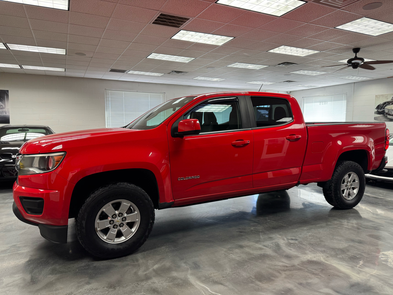 Chevrolet Colorado 2WD Crew Cab 140.5" WT 2017