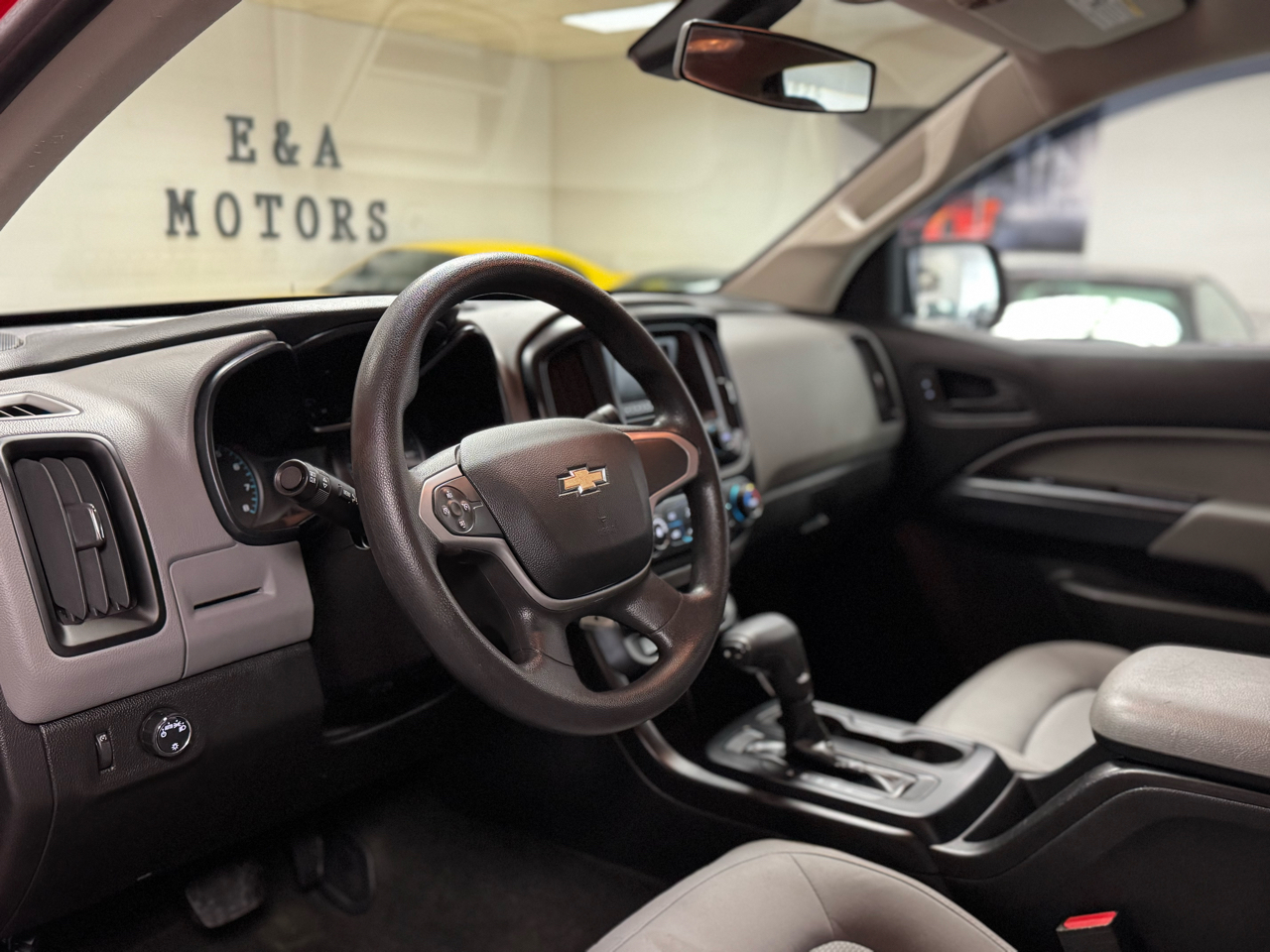 Chevrolet Colorado 2WD Crew Cab 140.5" WT 2017