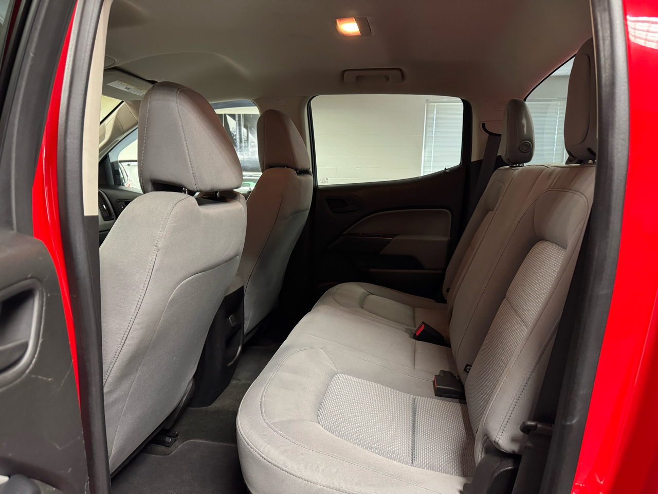 Chevrolet Colorado 2WD Crew Cab 140.5" WT 2017