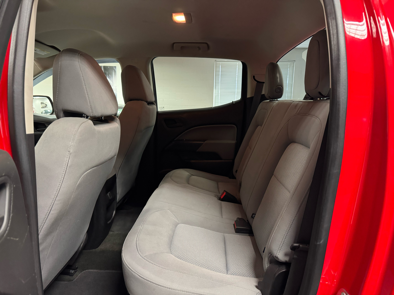 Chevrolet Colorado 2WD Crew Cab 140.5" WT 2017