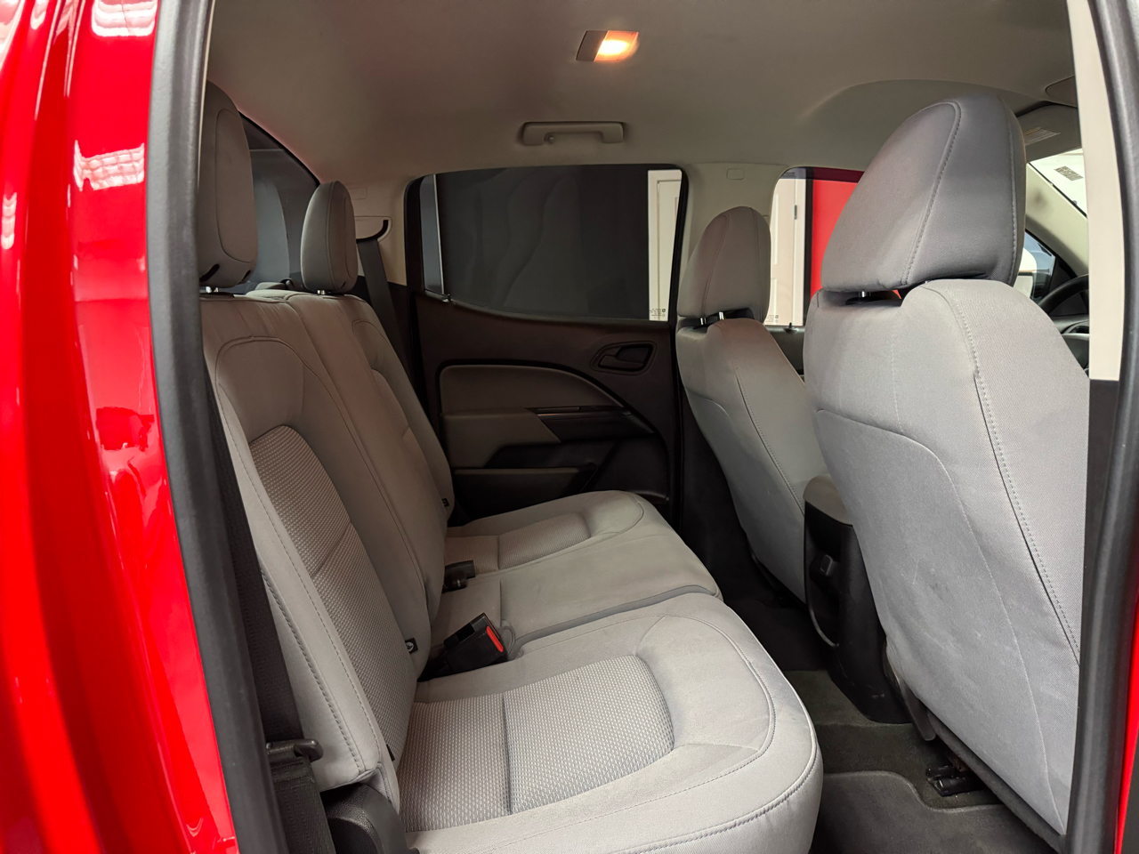 Chevrolet Colorado 2WD Crew Cab 140.5" WT 2017