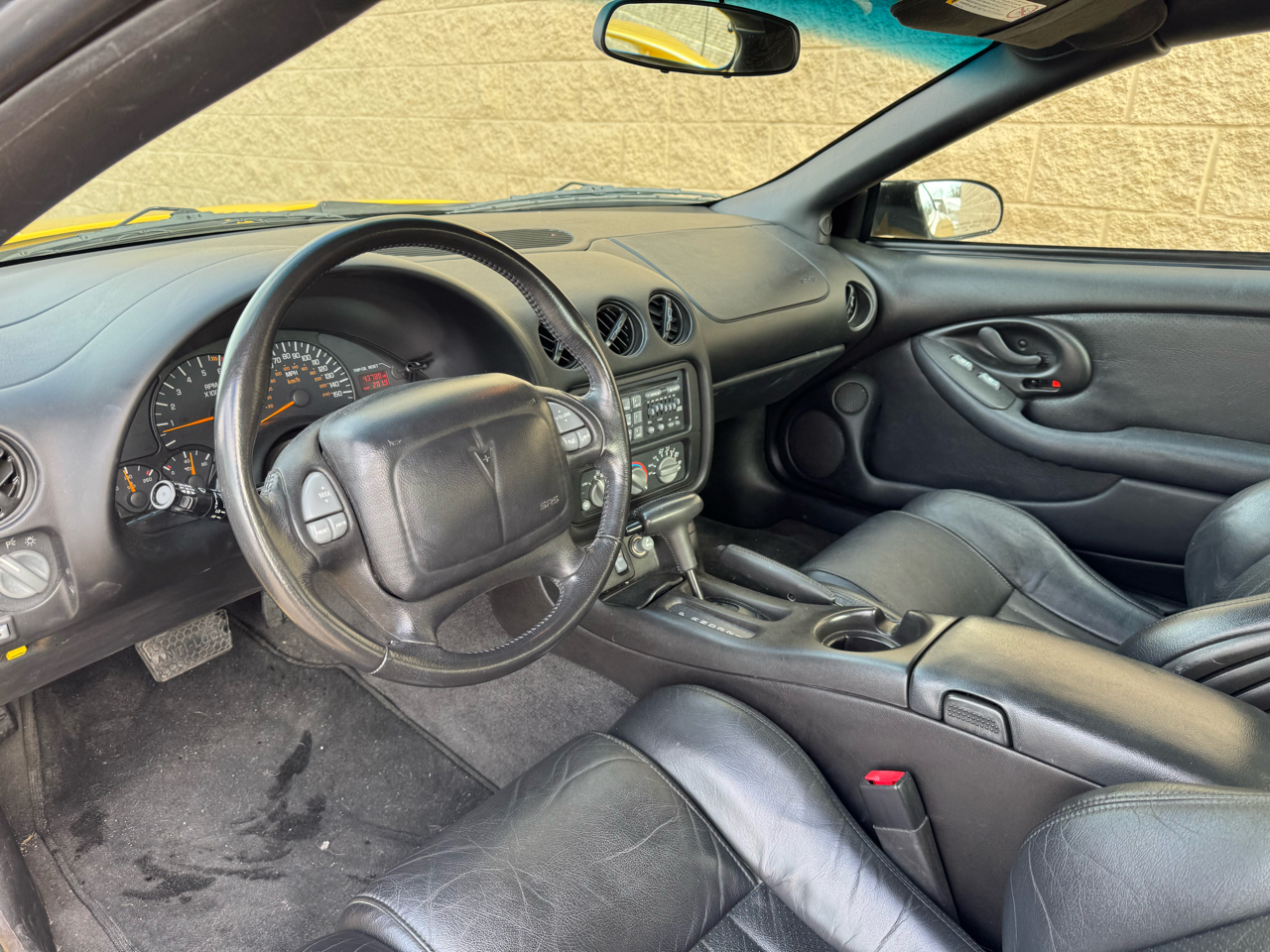 Pontiac Firebird  2002