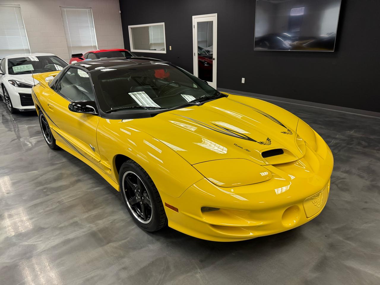 Pontiac Firebird  2002