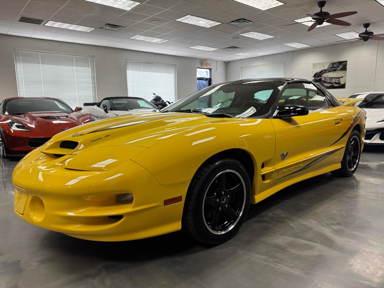 Pontiac Firebird  2002