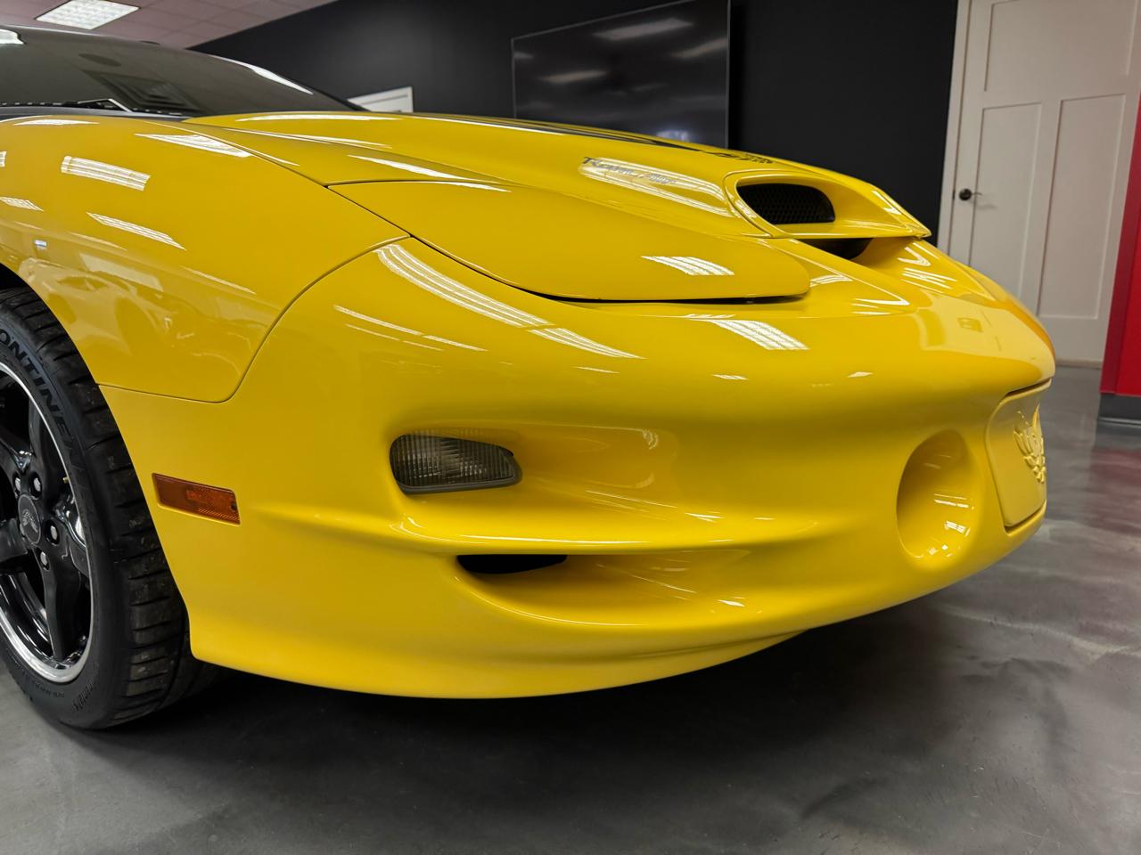 Pontiac Firebird  2002