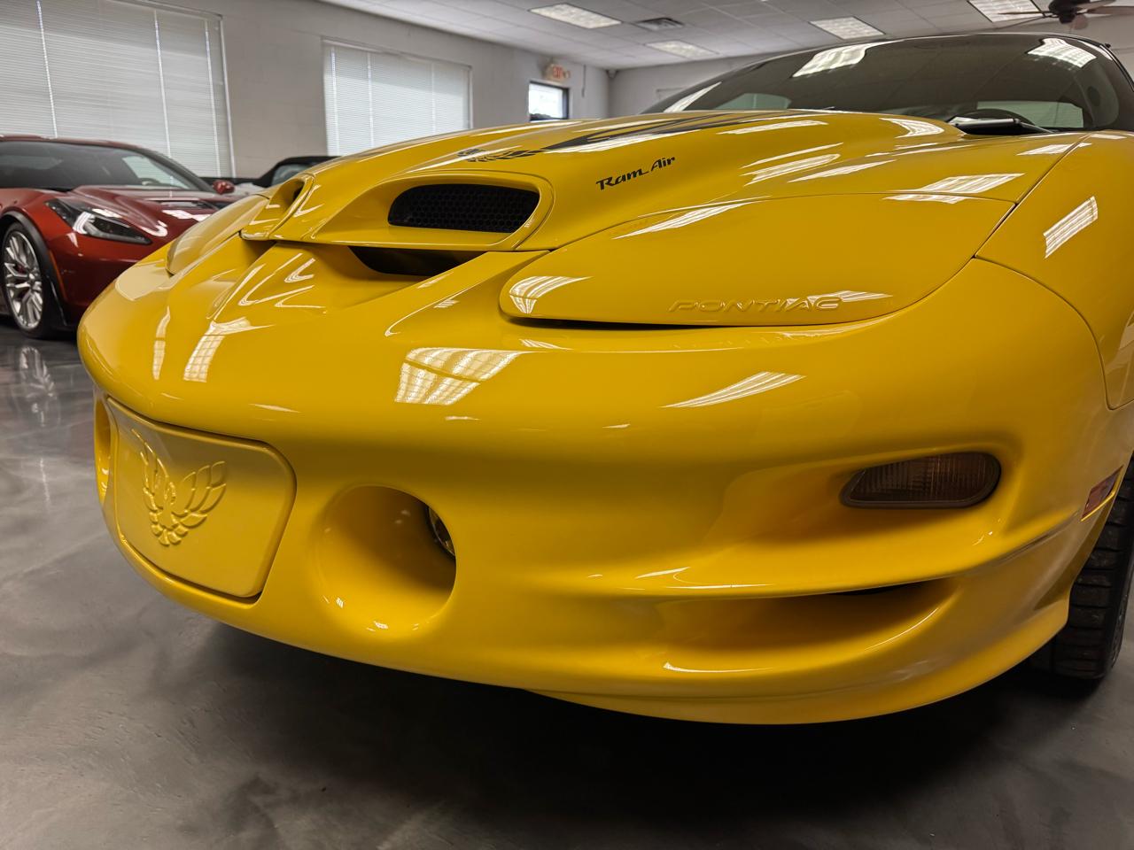 Pontiac Firebird  2002