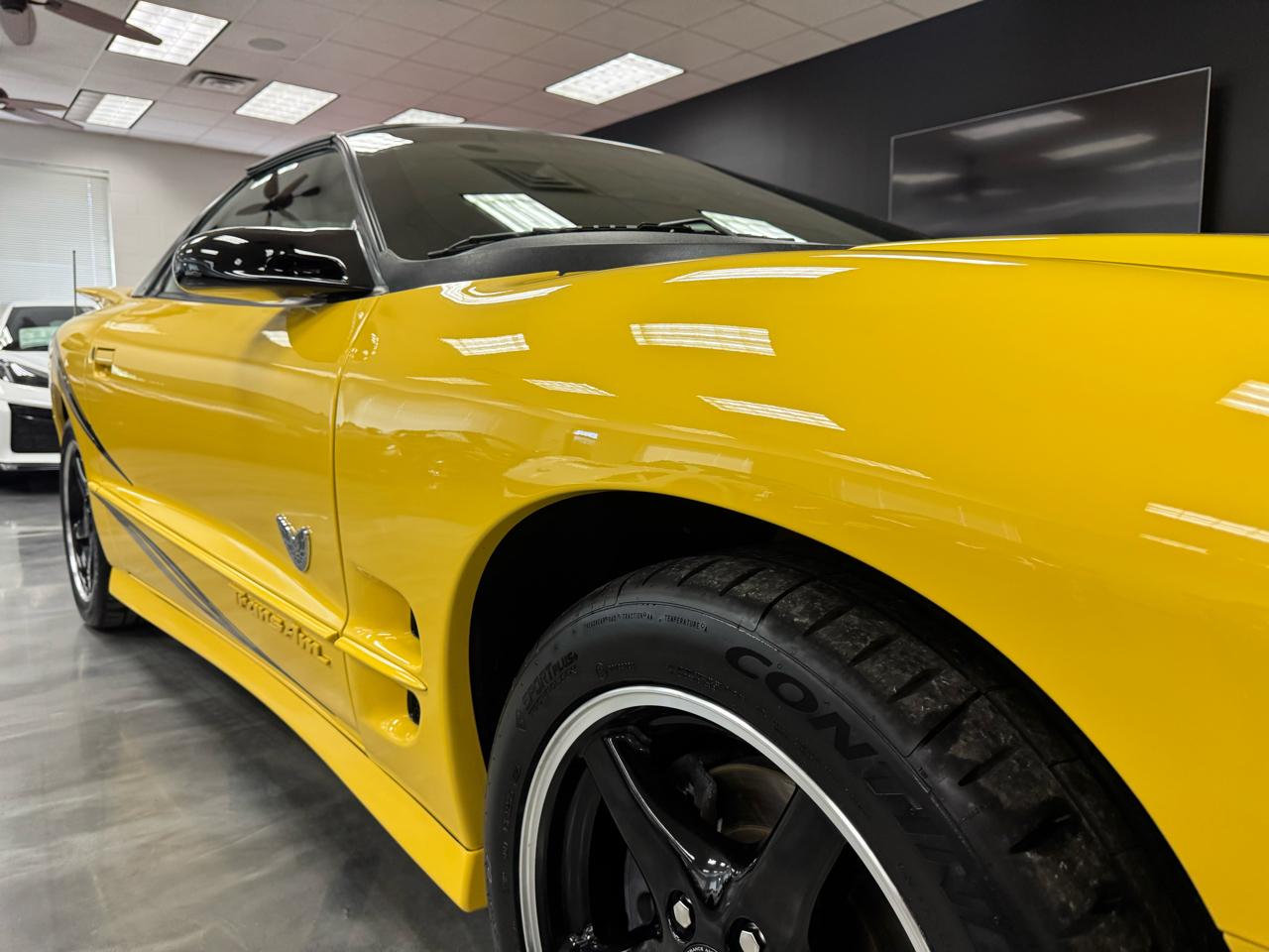 Pontiac Firebird  2002