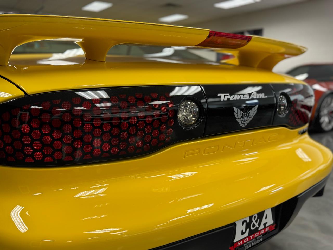 Pontiac Firebird  2002