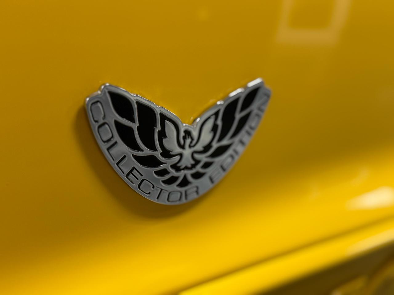 Pontiac Firebird  2002