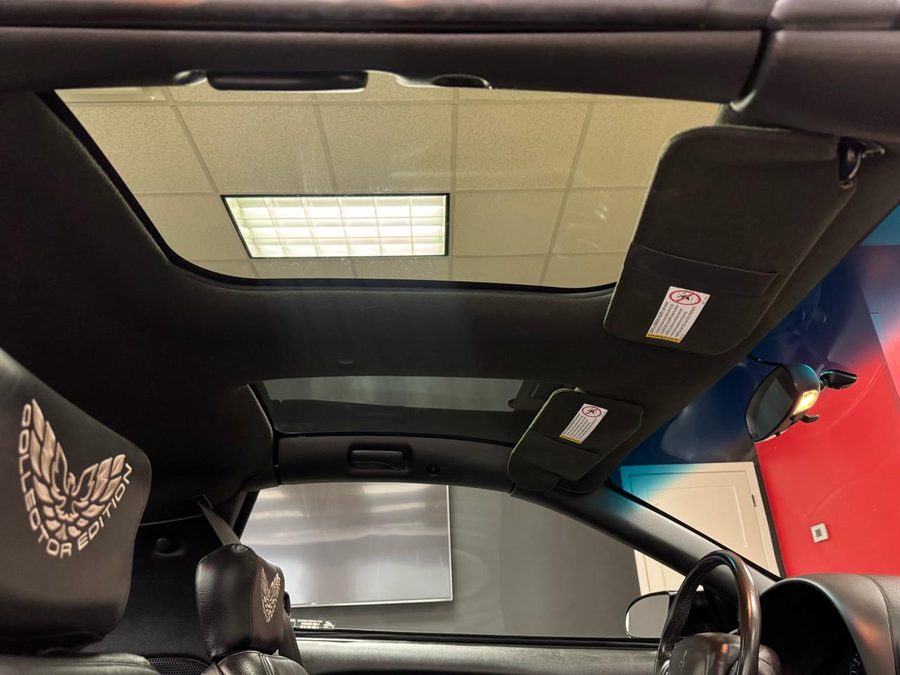 Pontiac Firebird  2002